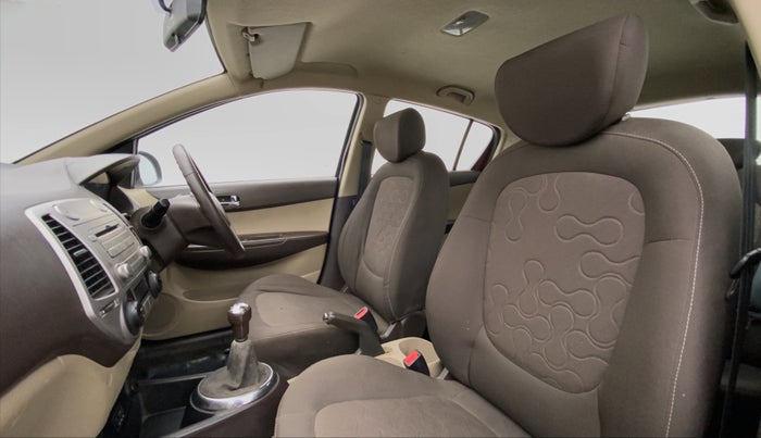 2010 Hyundai i20 SPORTZ 1.2 O, Petrol, Manual, 13,924 km, Right Side Front Door Cabin