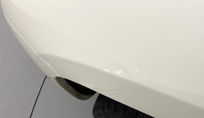 2015 Nissan Terrano XV 110 DIESEL, Diesel, Manual, 74,440 km, Left fender - Slightly dented