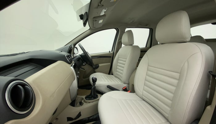 2015 Nissan Terrano XV 110 DIESEL, Diesel, Manual, 74,440 km, Right Side Front Door Cabin