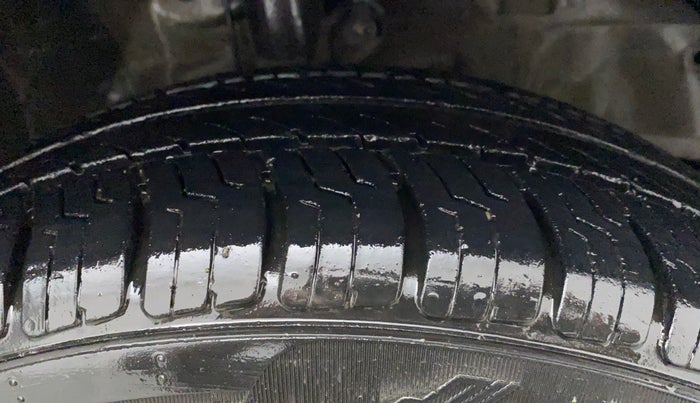 2016 Honda Amaze 1.2L I-VTEC S, Petrol, Manual, 89,438 km, Right Front Tyre Tread