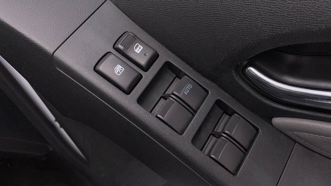 Drivers Side Door Panel Controls