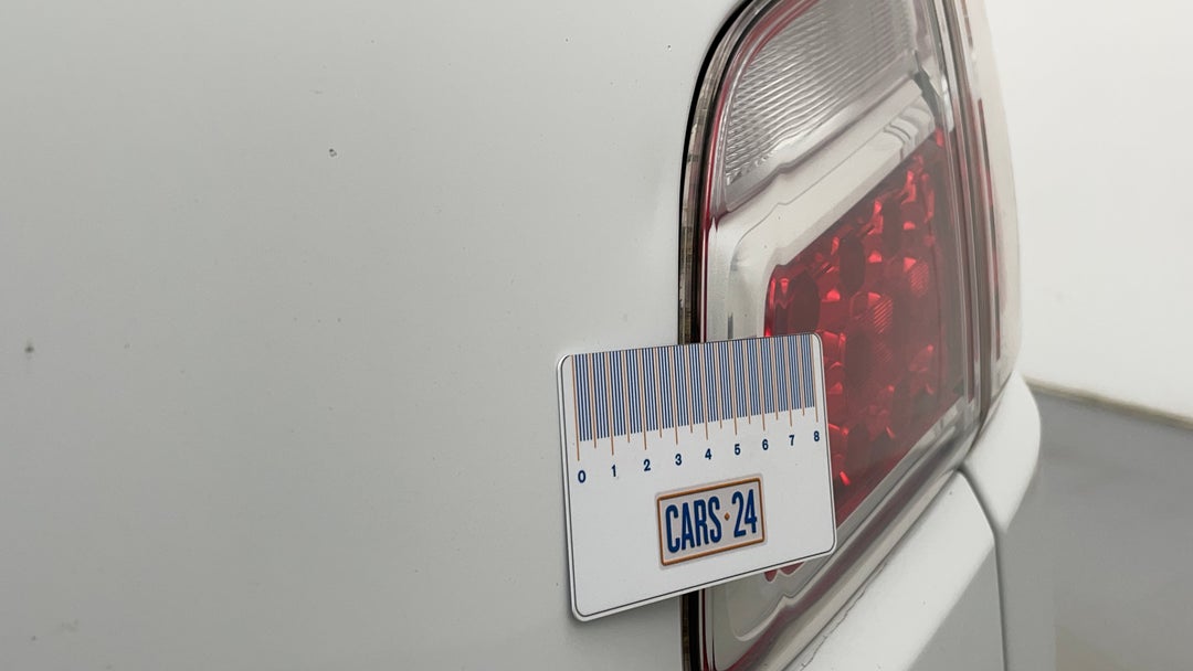 Boot / Tailgate Tailgate Dent