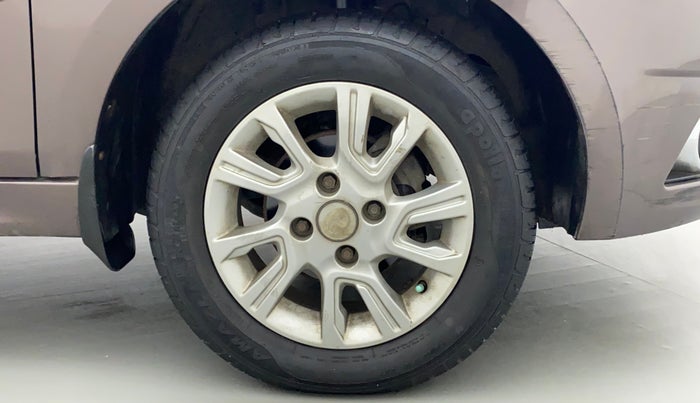2018 Tata Tiago XZ PETROL, Petrol, Manual, 28,169 km, Right Front Wheel