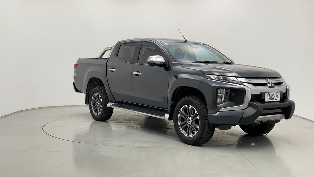 Right Front Diagonal (45- Degree) View