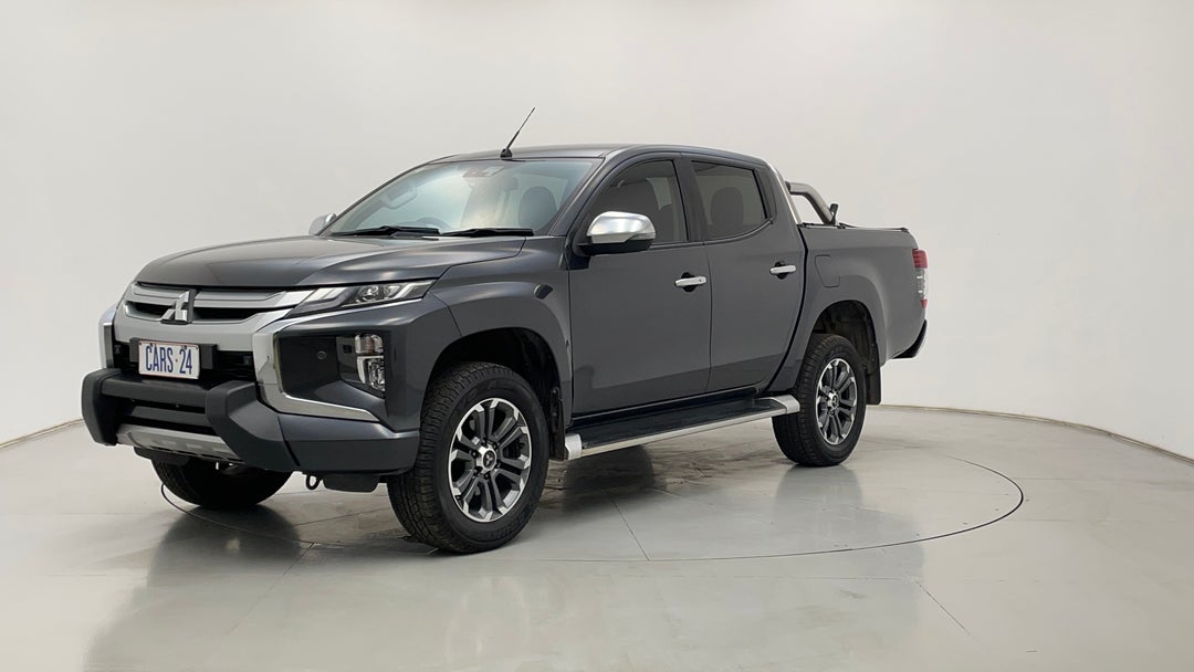 Left Front Diagonal (45- Degree) View