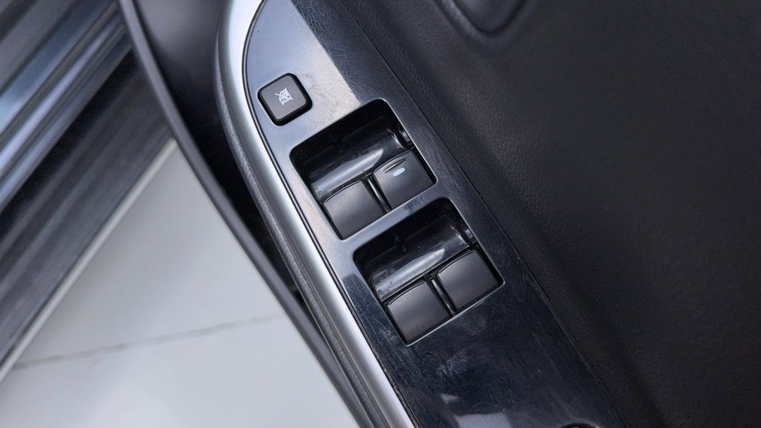 Drivers Side Door Panel Controls