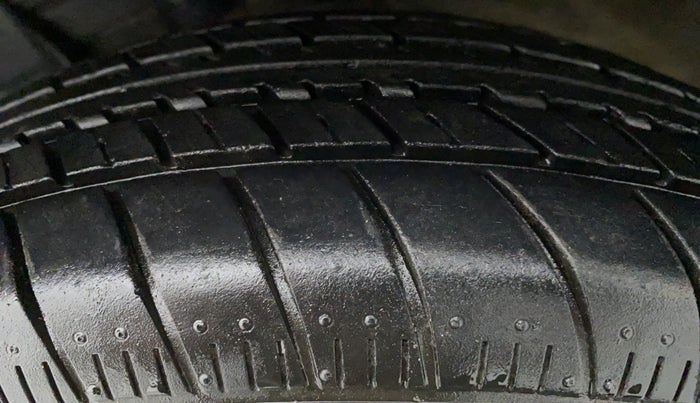 2016 Nissan Micra Active XV, Petrol, Manual, 22,478 km, Right Rear Tyre Tread