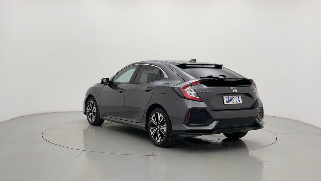 Left Back Diagonal (45- Degree) View