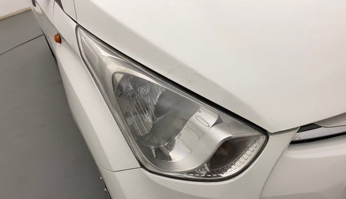 2018 Hyundai Eon MAGNA +, Petrol, Manual, 75,822 km, Right headlight - Faded