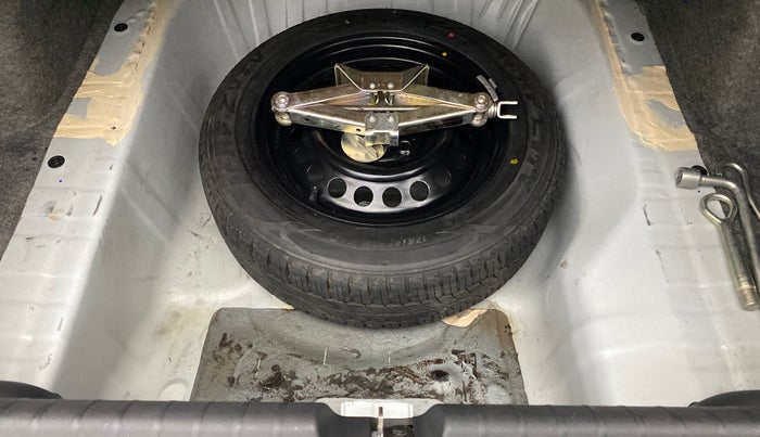 2018 Honda City V MT PETROL, Petrol, Manual, 33,514 km, Spare Tyre