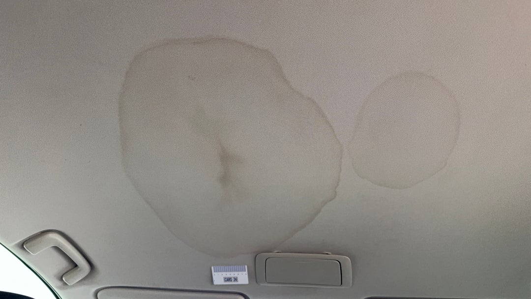 2015 Mitsubishi Outlander Xls (4x2), Automatic, 98880 km, Roof Liner Stain