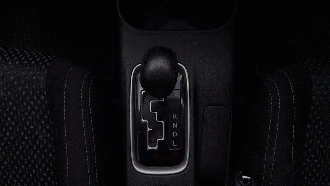 2015 Mitsubishi Outlander Xls (4x2), Automatic, 98880 km, Gear Lever 