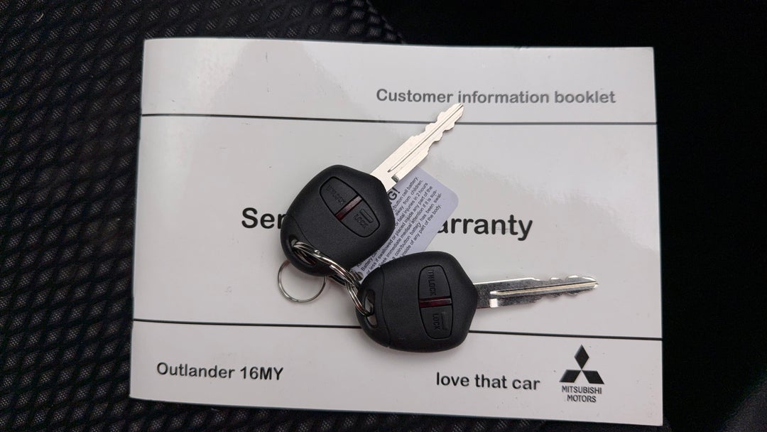 2015 Mitsubishi Outlander Xls (4x2), Automatic, 98880 km, Key Close-up