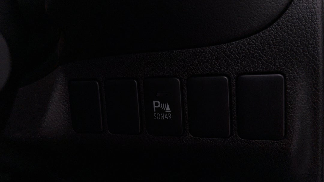 2015 Mitsubishi Outlander Xls (4x2), Automatic, 98880 km, Utility Switches/Buttons