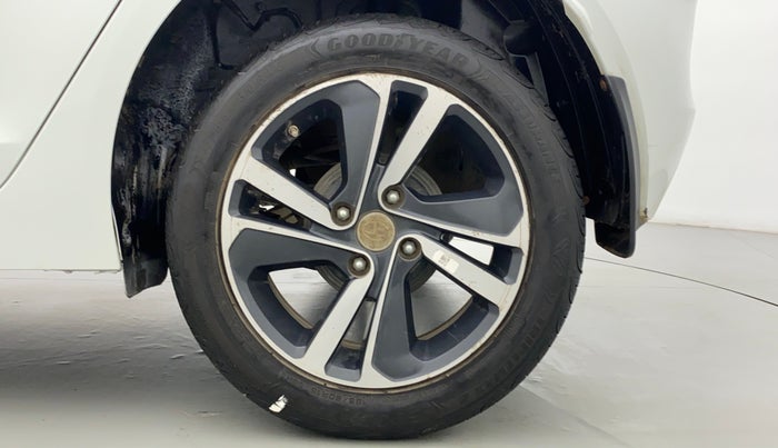 2021 Tata ALTROZ XZ 1.5 RTQ, Diesel, Manual, 40,007 km, Left Rear Wheel