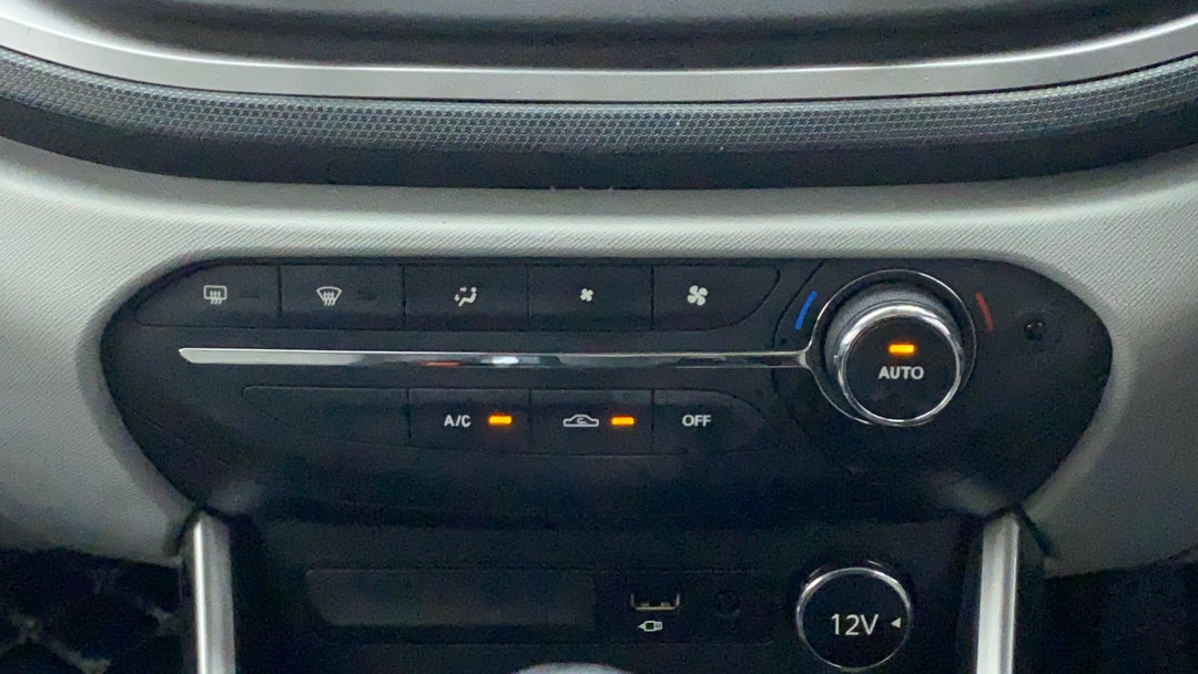 Automatic Climate Control 