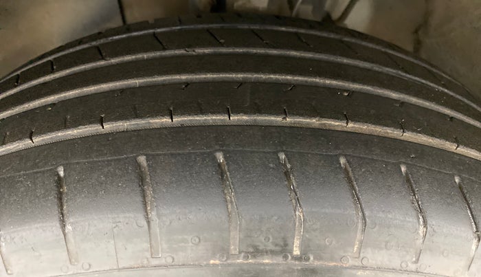 2019 Hyundai VENUE S 1.2, Petrol, Manual, 58,966 km, Left Front Tyre Tread