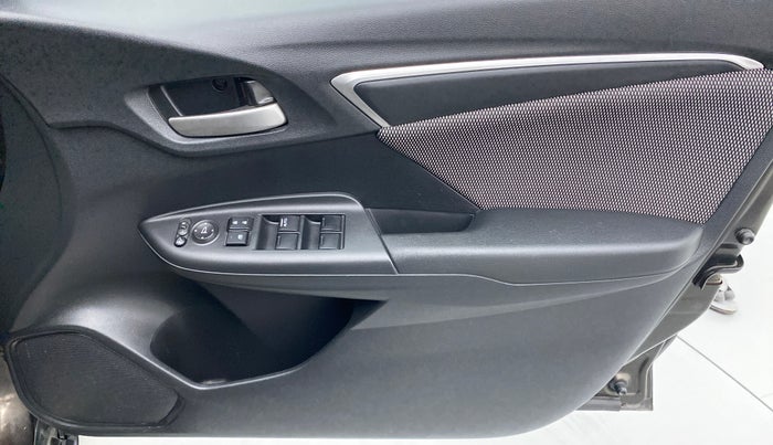 2017 Honda WR-V 1.2 i-VTEC VX MT, Petrol, Manual, 23,183 km, Driver Side Door Panels Control