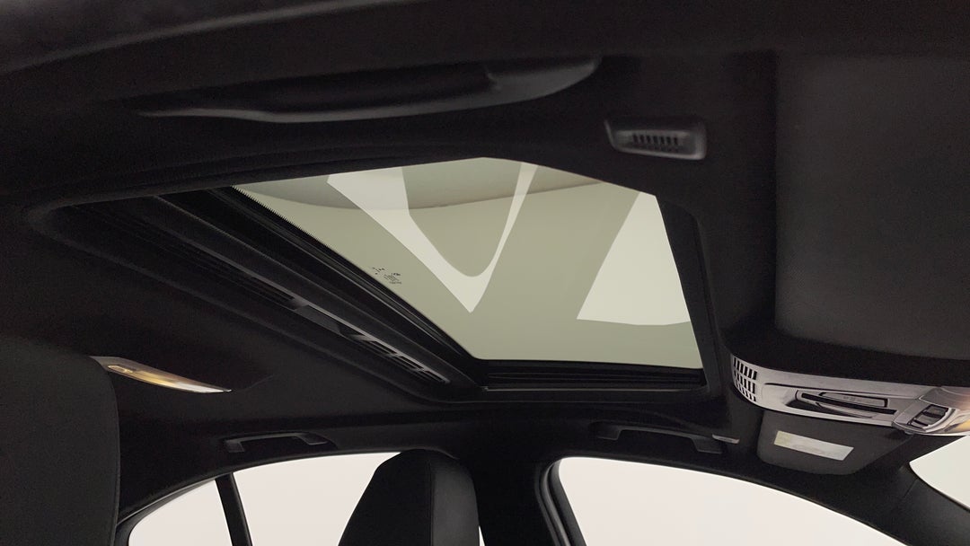 Interior Sunroof/Moonroof