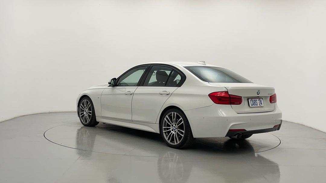 Left Back Diagonal (45- Degree) View