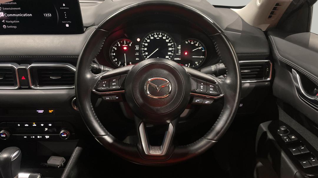 2024 Mazda CX-5 G25 Maxx Sport (FWD), Automatic, 42236 km, Steering Wheel Close-up