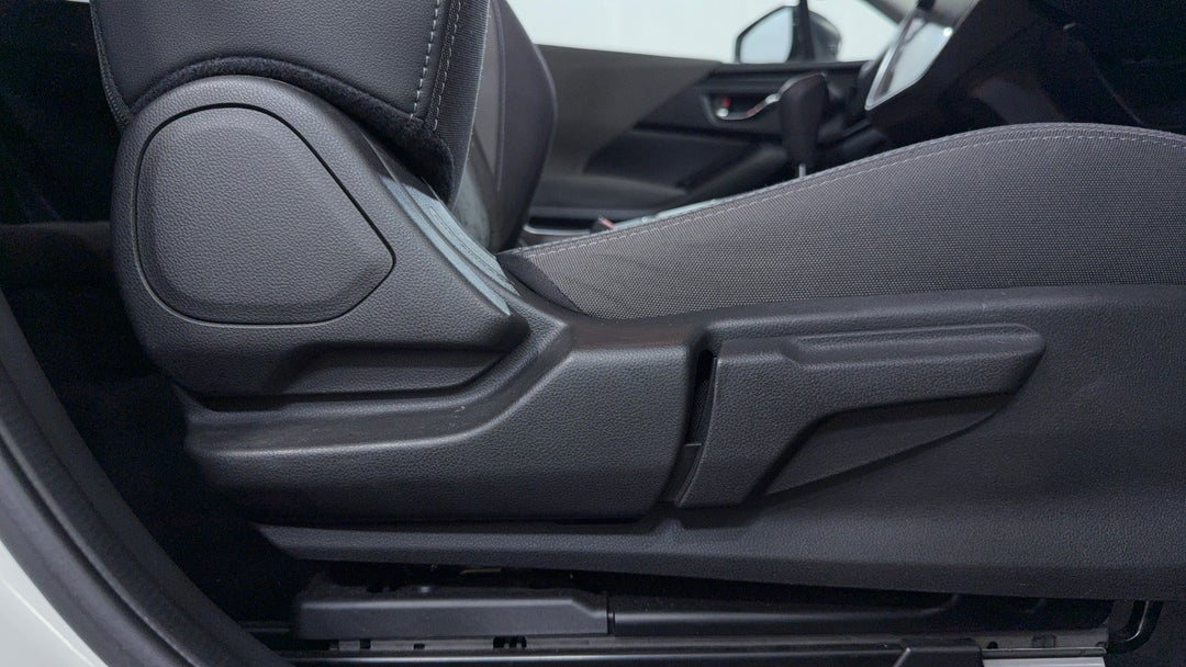 2024 Subaru Crosstrek Awd 2.0l, Automatic, 41662 km, Drivers Side Adjustment Panel