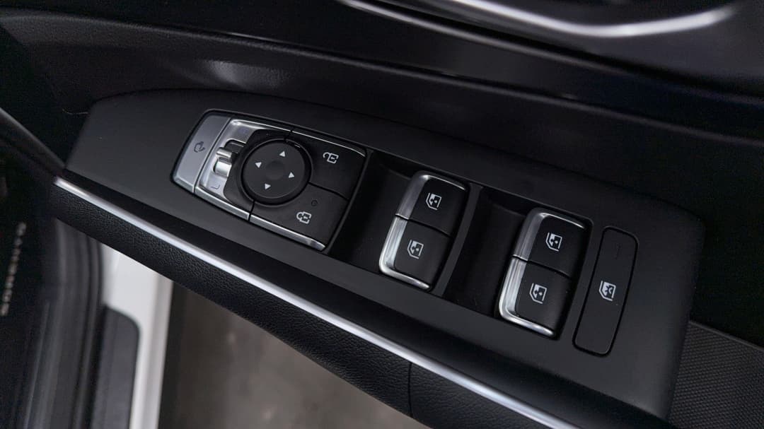 2023 Kia Sorento Sport+ 7 Seat, Automatic, 58015 km, Drivers Side Door Panel Controls
