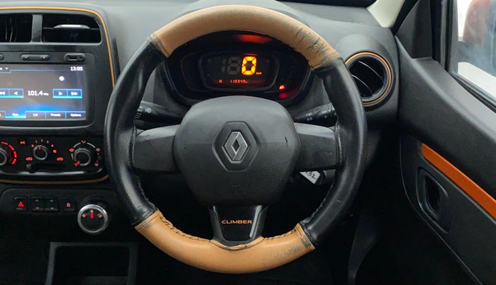 2018 Renault Kwid CLIMBER 1.0 AMT, Petrol, Automatic, 1,19,348 km, Steering Wheel Close Up
