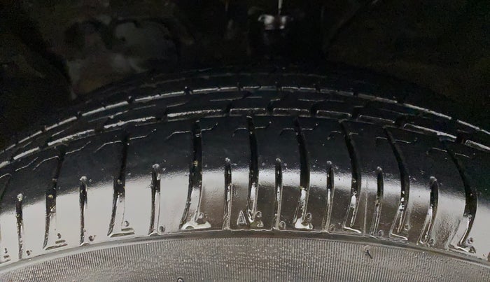 2018 Hyundai Creta SX 1.6 DIESEL, Diesel, Manual, 57,475 km, Left Front Tyre Tread