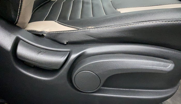 2018 Hyundai Creta SX 1.6 DIESEL, Diesel, Manual, 57,475 km, Driver Side Adjustment Panel