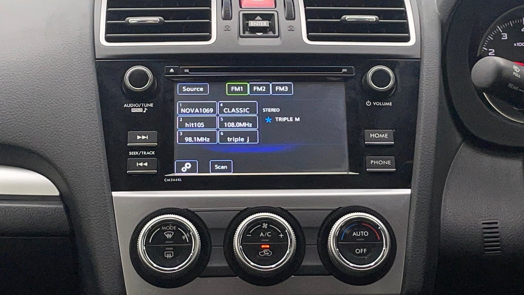 2015 Subaru XV 2.0i, Automatic, 112674 km, Infotainment System