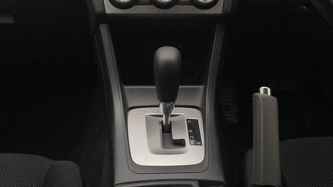2015 Subaru XV 2.0i, Automatic, 112674 km, Gear Lever 