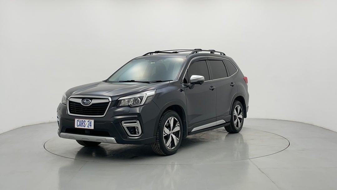 2018 Subaru Forester 2.5i-s (awd), Automatic, 94881 km, Left Front Diagonal (45- Degree) View