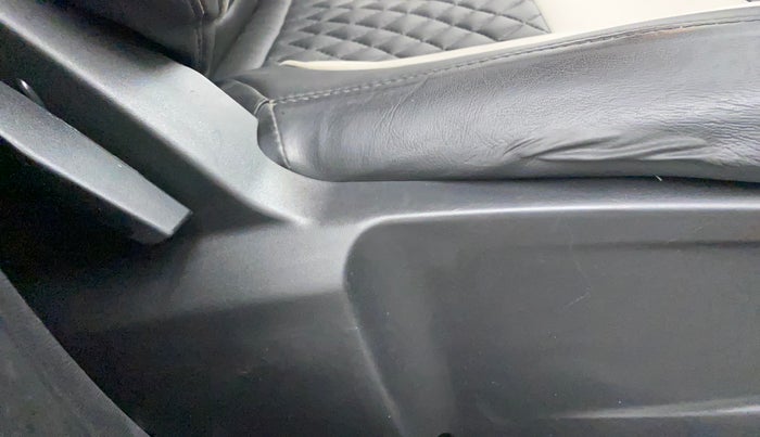 2022 Tata PUNCH ADVENTURE MT, Petrol, Manual, 36,188 km, Driver Side Adjustment Panel