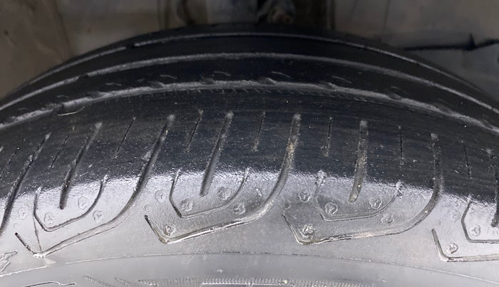 2019 Honda City V MT PETROL, Petrol, Manual, 83,657 km, Right Front Tyre Tread