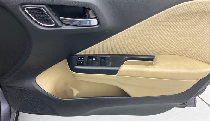 2019 Honda City V MT PETROL, Petrol, Manual, 83,657 km, Driver Side Door Panels Control