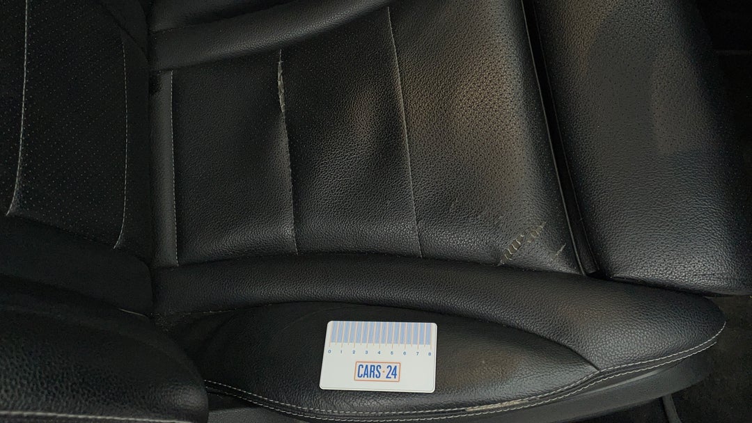 Seats Front RHS Wear