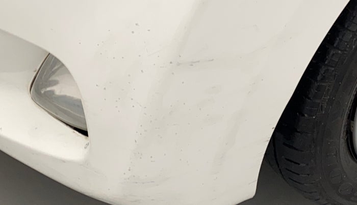 2011 Hyundai Eon MAGNA O, Petrol, Manual, 70,508 km, Front bumper - Paint has minor damage