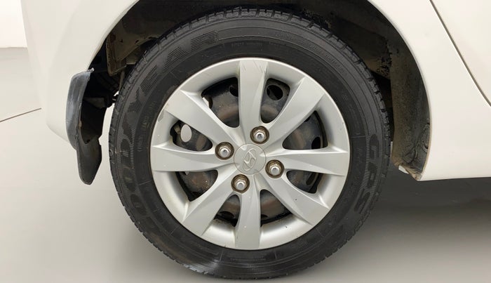 2011 Hyundai Eon MAGNA O, Petrol, Manual, 70,508 km, Right Rear Wheel