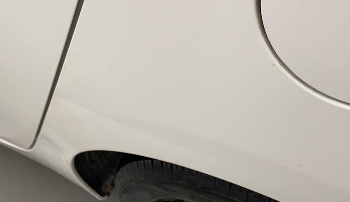 2011 Hyundai Eon MAGNA O, Petrol, Manual, 70,508 km, Left quarter panel - Slightly dented