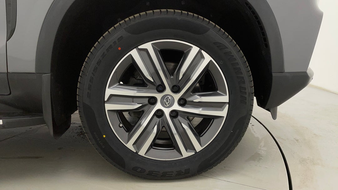 2022 LDV D90 Executive (4wd) D20, Automatic, 34783 km, Right Front Wheel