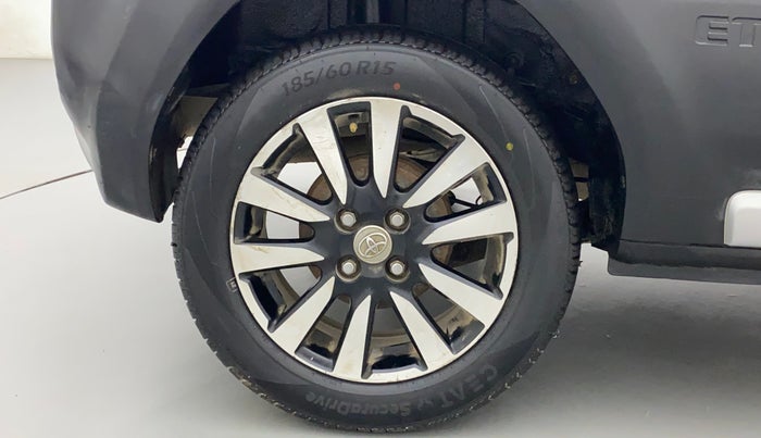 2014 Toyota Etios CROSS 1.4 VD, Diesel, Manual, 84,318 km, Right Rear Wheel