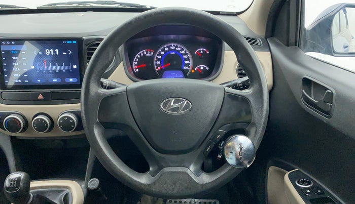 2016 Hyundai Grand i10 MAGNA 1.2 KAPPA VTVT, Petrol, Manual, 74,996 km, Steering Wheel Close Up