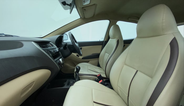 2013 Hyundai Eon ERA PLUS, Petrol, Manual, 63,640 km, Right Side Front Door Cabin