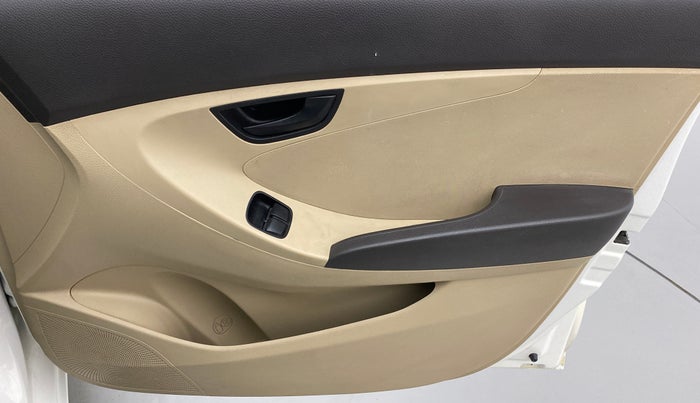 2013 Hyundai Eon ERA PLUS, Petrol, Manual, 63,640 km, Driver Side Door Panels Control