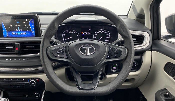 2021 Tata ALTROZ XZ 1.2, Petrol, Manual, 5,950 km, Steering Wheel Close Up