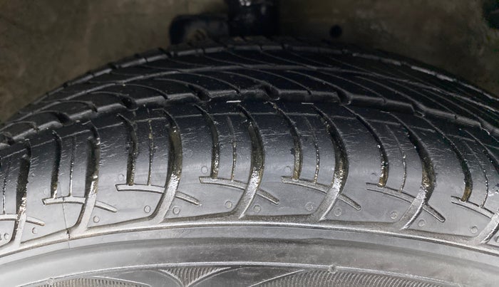 2018 Maruti Celerio ZXI D, Petrol, Manual, 17,156 km, Right Front Tyre Tread