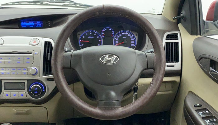 2011 Hyundai i20 MAGNA O 1.2, Petrol, Manual, 82,655 km, Steering Wheel Close Up