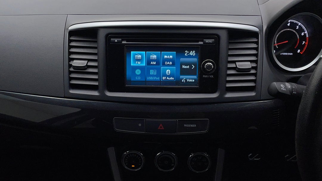 2017 Mitsubishi Lancer Gsr, Manual, 99619 km, Center Console