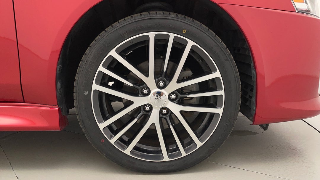 2017 Mitsubishi Lancer Gsr, Manual, 99619 km, Right Front Wheel